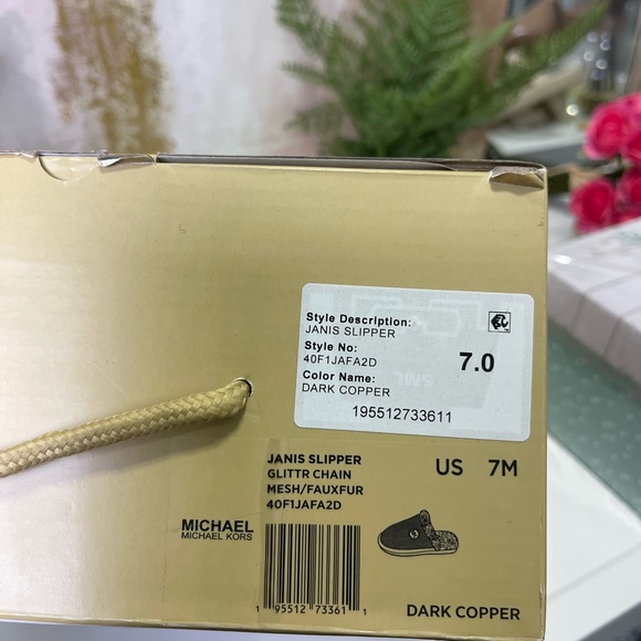 Michael Kors Janis Slipper Size 7 - Picture 4 of 5